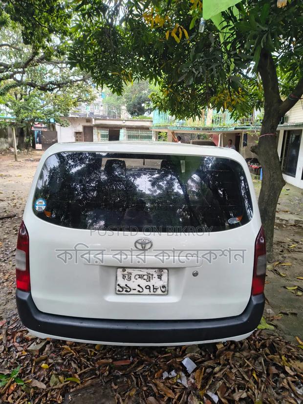 Toyota Probox 2003 White