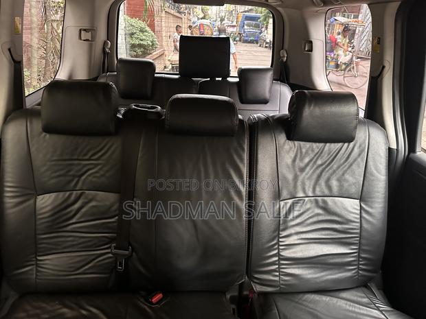 Toyota Voxy 2011 Black