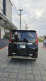 Toyota Noah 2016 Black for sale