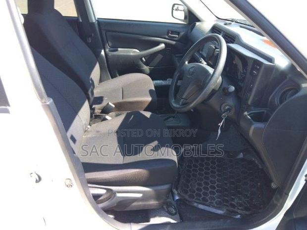 Toyota Probox 1.5 DX 2WD 2020 White