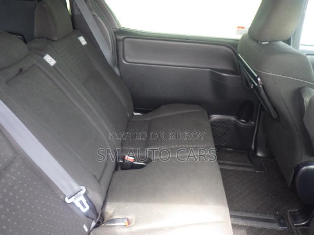 Toyota Noah 2021 Silver