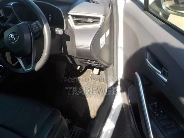 Toyota Corolla Cross 2023 Pearl