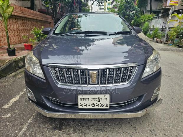 Toyota Premio 2015 Gray