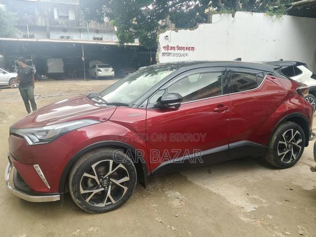 Toyota C-Hr 2017 Red