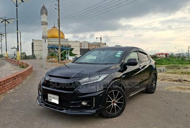 New Honda Vezel 1.5 Hybrid 2WD 2014 Black