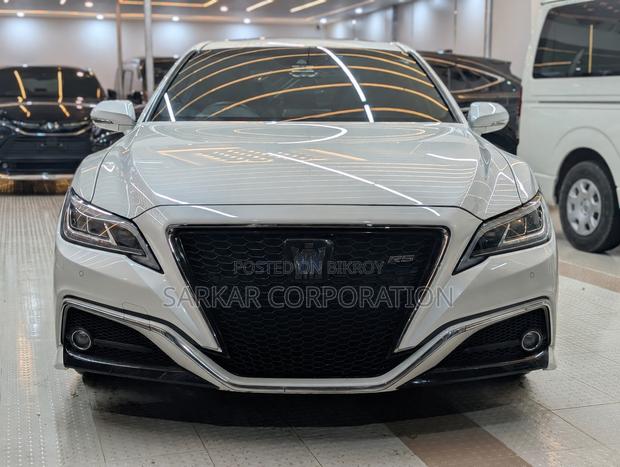 Toyota Crown 2018 Pearl