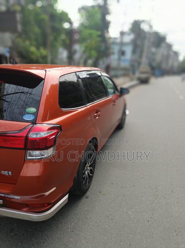 Toyota Corolla Fielder 1.5 Hybrid FWD 2016 Orange