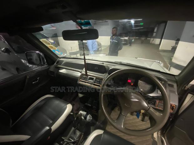 Mitsubishi Pajero 1994 Silver