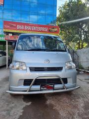 Toyota Noah 2012 White for sale