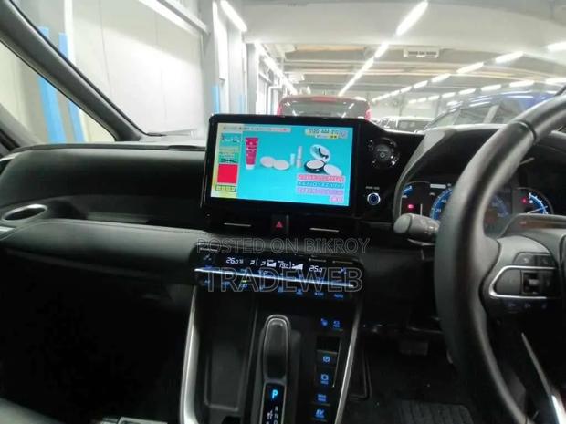 Toyota Noah 2024 Black