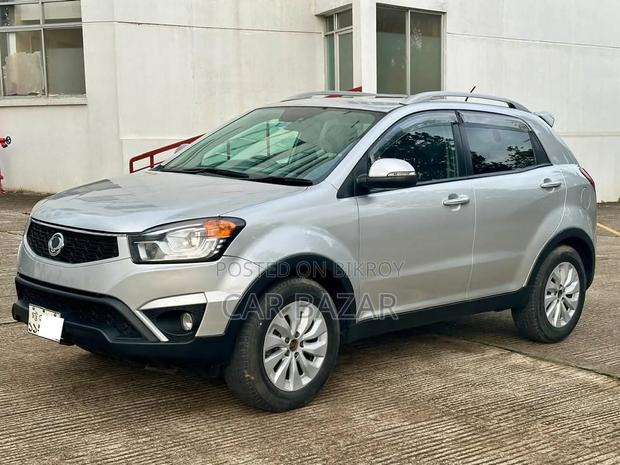 SsangYong Korando 2014 Silver
