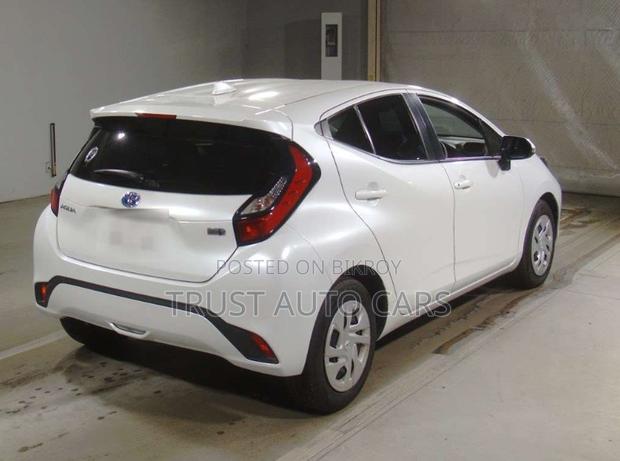 Toyota Aqua 2021 White