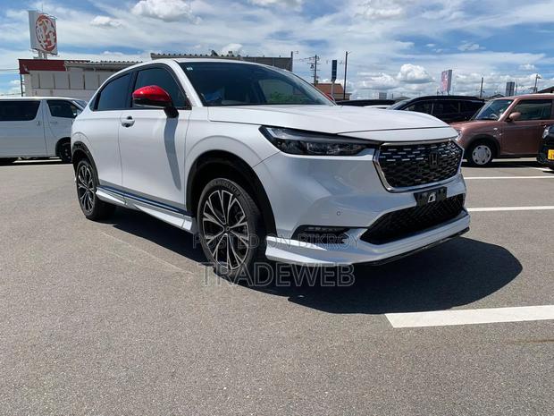 Honda Vezel 2021 White