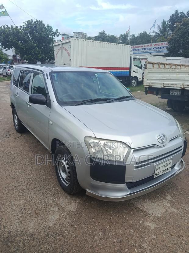 Toyota Probox 2017 Silver