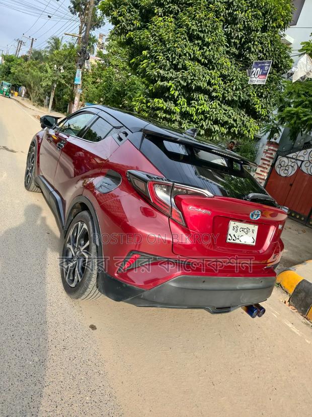 Toyota C-Hr 2018 Maroon