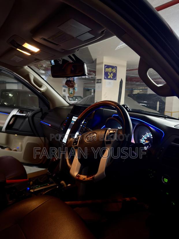 Toyota Land Cruiser Prado 2.7 I 2010 Black