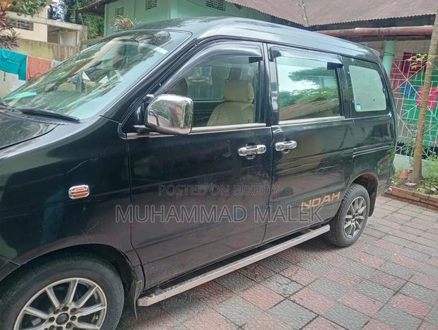 Toyota Noah 2007 Black