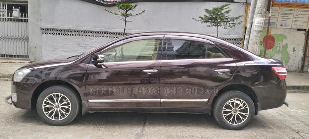 Toyota Premio 2012 Red
