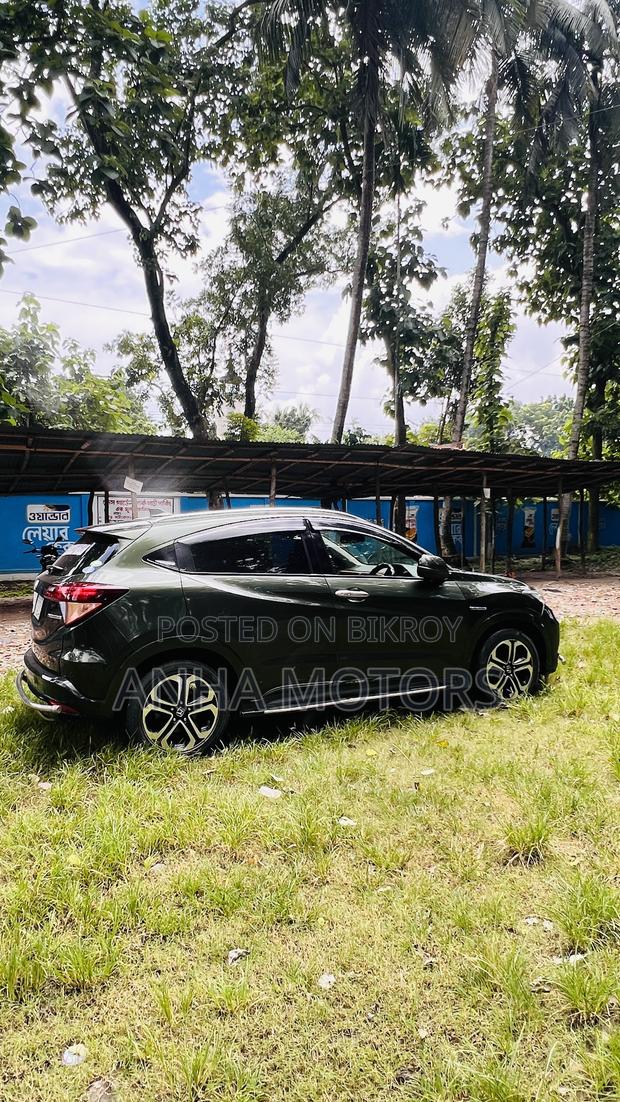 Honda Vezel 1.5 Hybrid 2WD 2014 Green