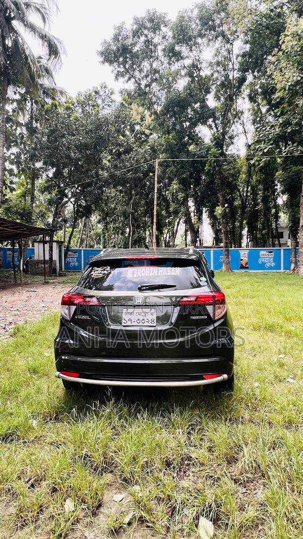Honda Vezel 1.5 Hybrid 2WD 2014 Green
