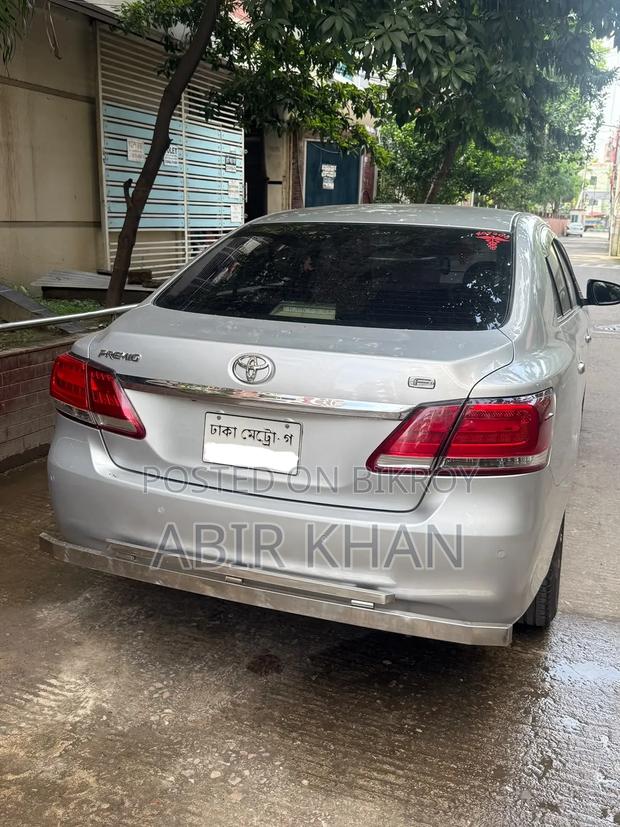 Toyota Premio 2017 Silver