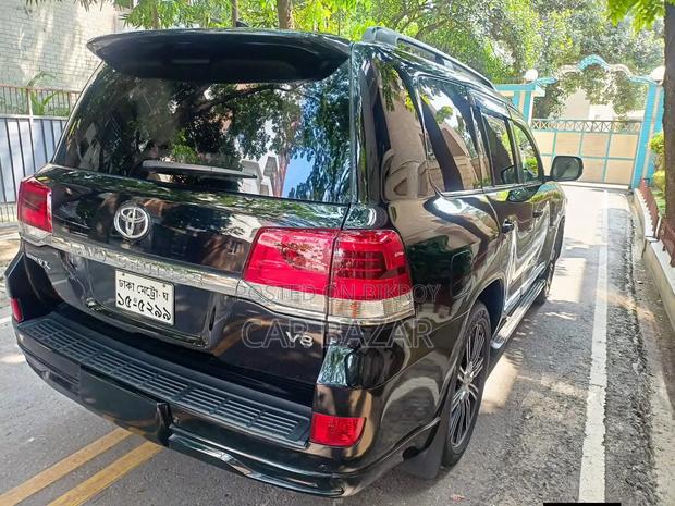 Toyota Land Cruiser 4.5 V8 VXR 2016 Black