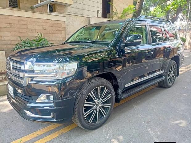 Toyota Land Cruiser 4.5 V8 VXR 2016 Black