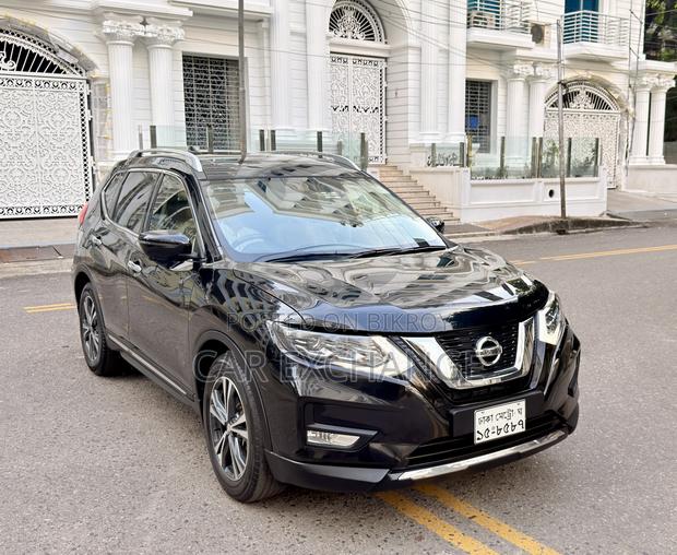 Nissan X-Trail 2.0 Petrol AWD 2017 Black