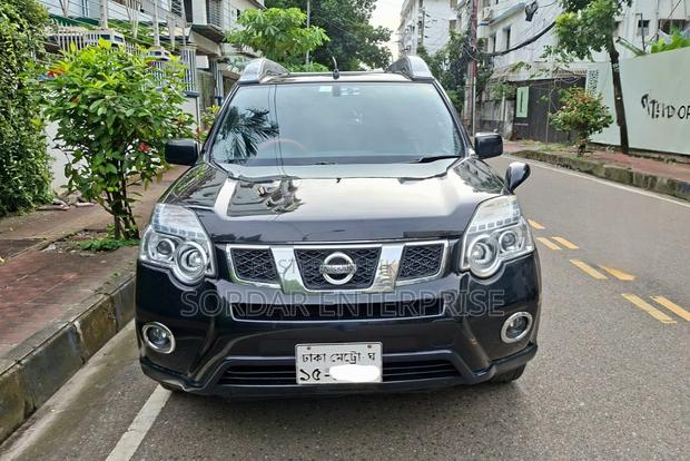 New Nissan X-Trail 2.0 Petrol XE 2012 Black