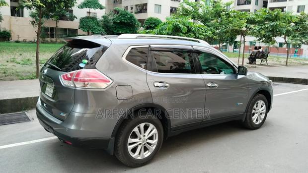 Nissan X-Trail 2016 Gray