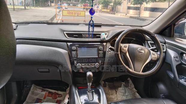 Nissan X-Trail 2016 Gray