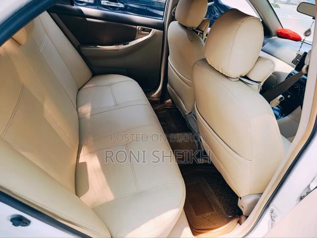 Toyota Corolla 2004 White