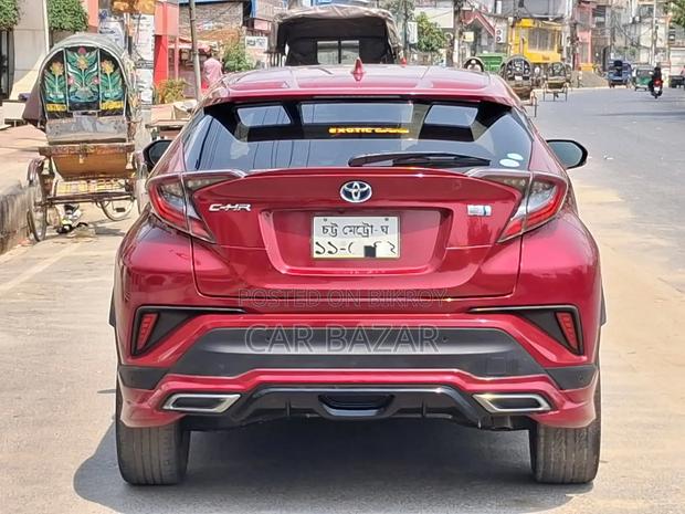 Toyota C-Hr 2017 Red