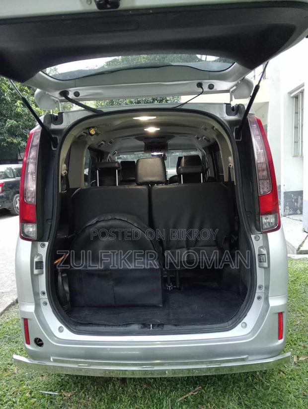 Toyota Noah 1.8 FWD Hybrid (7 Seater) 2016 Silver