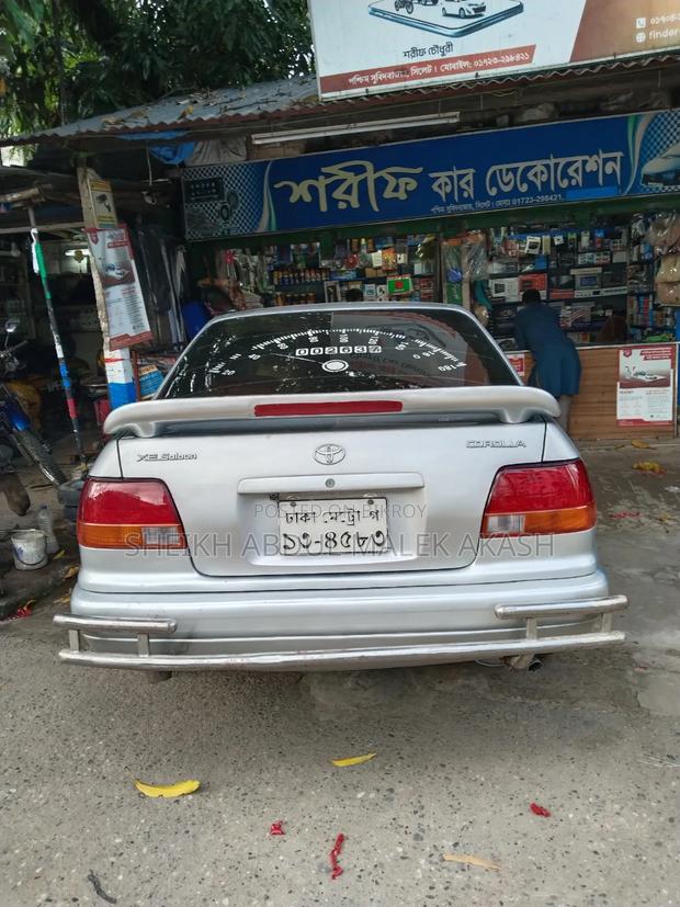 Toyota Corolla 1996 Silver