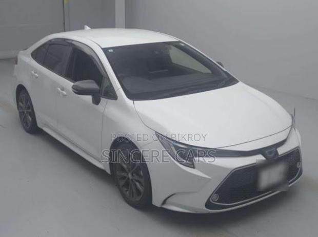 Toyota Corolla 2021 Pearl