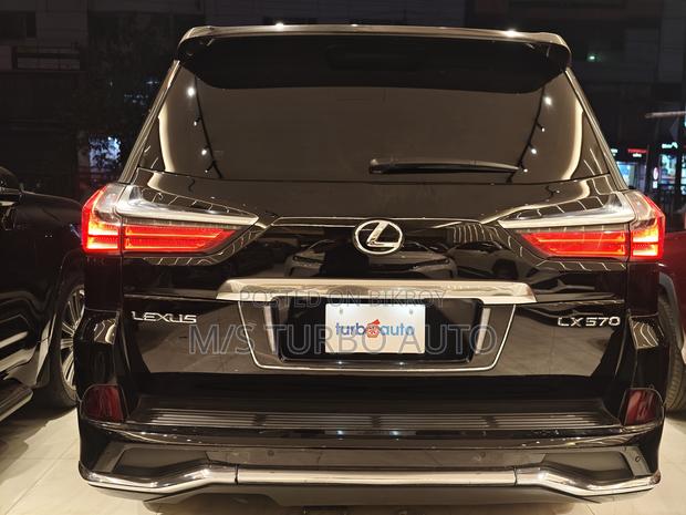 Lexus LX 570 AWD 2019 Black