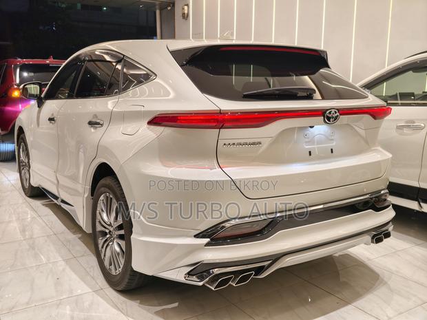 Toyota Harrier 2.0 4WD 2021 Pearl