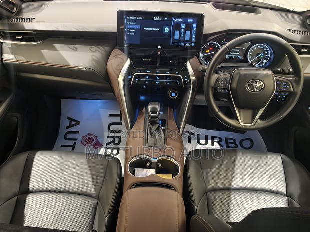 Toyota Harrier 2.0 4WD 2021 Pearl