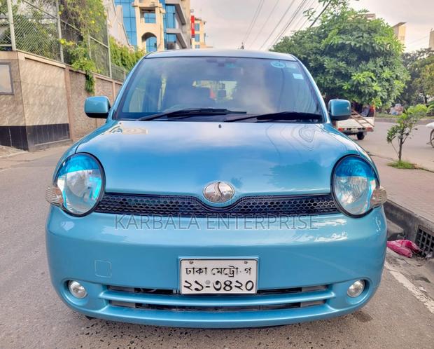 Toyota Sienta 1.5 FWD 2005 Green