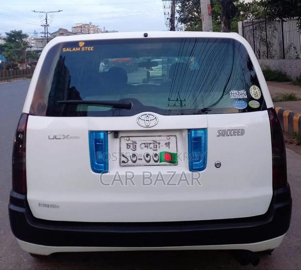 Toyota Succeed 2011 White