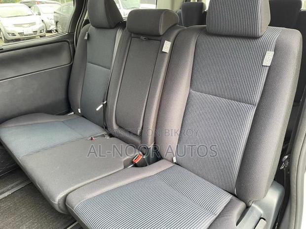 Toyota Noah 2021 Pearl