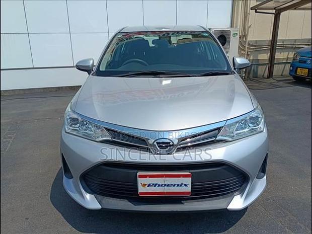 Toyota Axio 2021 Silver