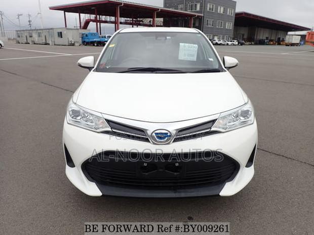 Toyota Corolla Fielder 2021 White
