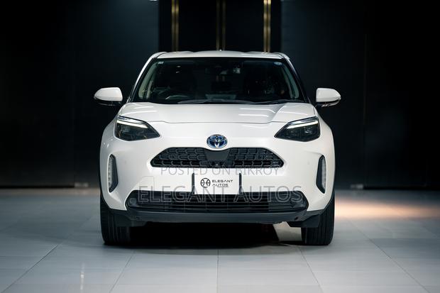 Toyota Yaris Cross 1.5 Hybrid FWD 2021 Pearl