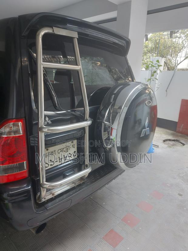 Mitsubishi Pajero 2005 Black
