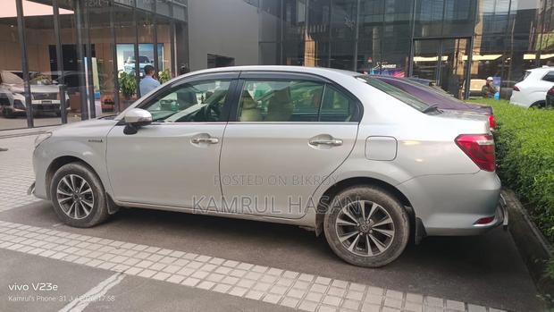 Toyota Axio 2015 Silver