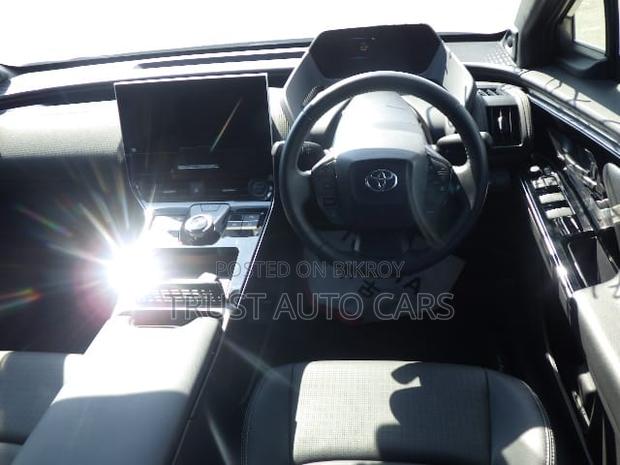 Toyota bZ4X 2022 Gray