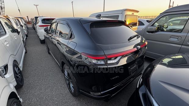 Honda Vezel 1.5 Hybrid 2WD 2021 Black