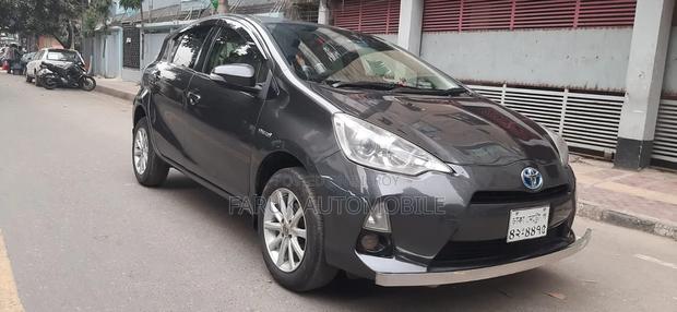 Toyota Aqua 2013 Gray